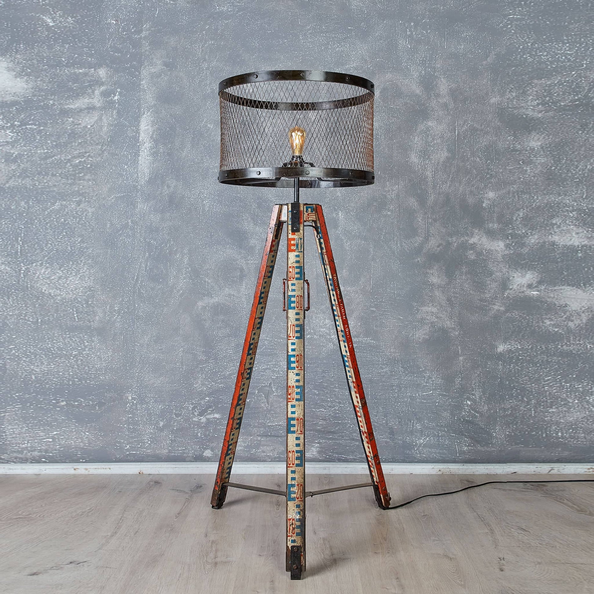 High Peilschaal Lamp-GoldenPigs